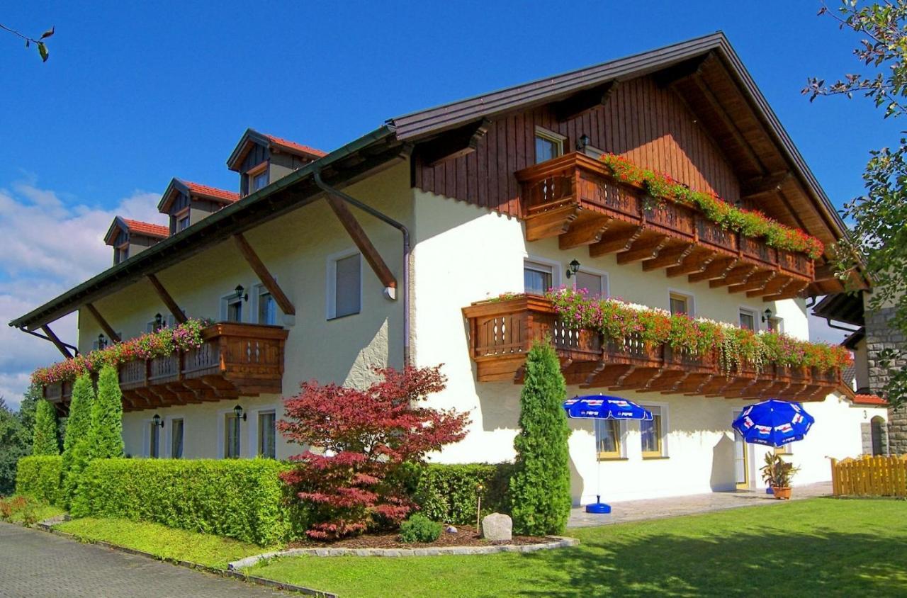 Thyrnau Fruehstuecks-Pension Lichtenauer Hof מראה חיצוני תמונה