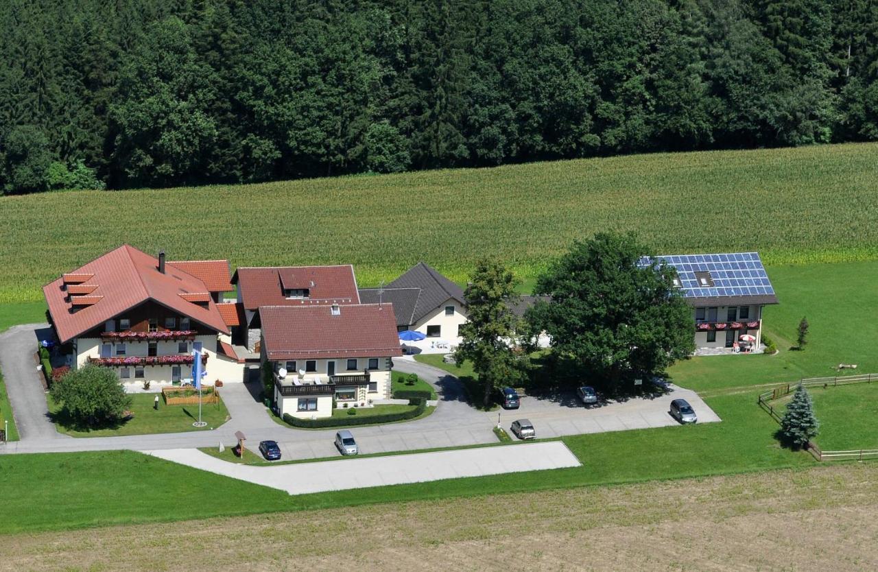 Thyrnau Fruehstuecks-Pension Lichtenauer Hof מראה חיצוני תמונה